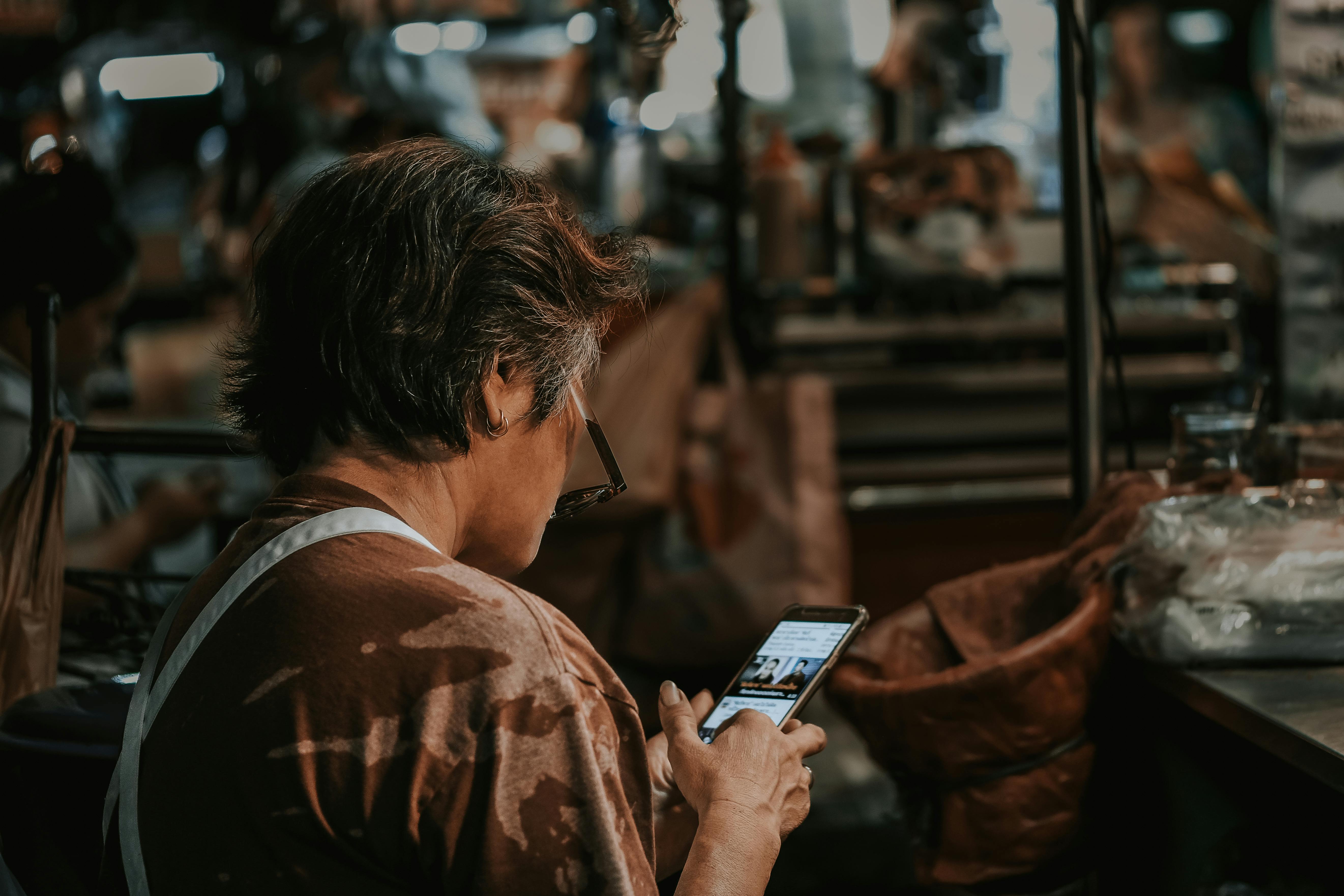 When to Launch and Post Effectively on Social Media?